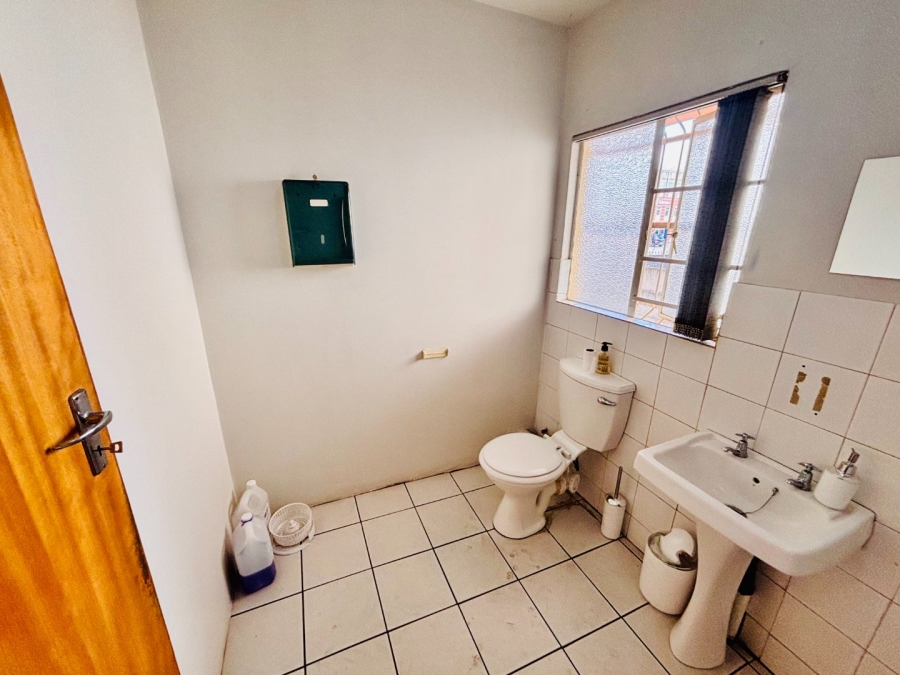 Commercial Property for Sale in Waverley Free State